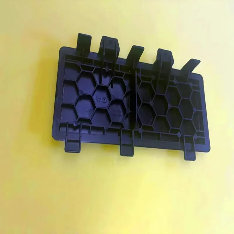 Air Conditioning Filter Cover Plate Cleaner Plug Cover Assembly Parts for MGMULAN MG4EV RISING AUTO F7 R7
Air Conditioning Filter Cover Plate Cleaner Plug Cover Assembly Parts for MGMULAN MG4EV RISING AUTO F7 R7