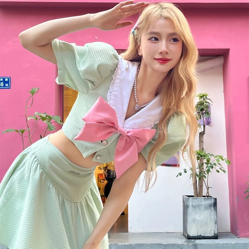 2023 New Two Piece Set For Women Bow Design Sexy Short Skirt Sets Korean Fashion Preppy style Girls Casual Summer Club Outfits
2023 New Two Piece Set For Women Bow Design Sexy Short Skirt Sets Korean Fashion Preppy style Girls Casual Summer Club Outfits