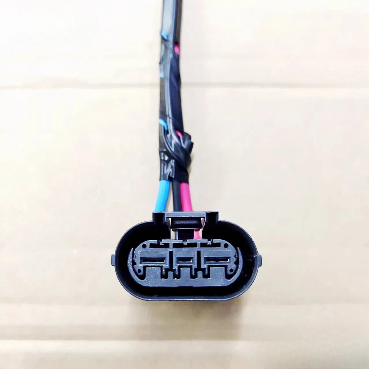 1pc for BMW 1 Series-7 SeriesX1X2X3X4X5X6X7 Brake cylinder handbrake motor plug 
1pc for BMW 1 Series-7 SeriesX1X2X3X4X5X6X7 Brake cylinder handbrake motor plug