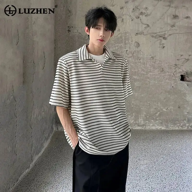 LUZHEN 2026 New Original Fake Two Piece Design Lapel Short Sleeve T-shirts Men's Fashion Korean Style Stripe Printed Tops JY6618
LUZHEN 2026 New Original Fake Two Piece Design Lapel Short Sleeve T-shirts Men's Fashion Korean Style Stripe Printed Tops JY6618