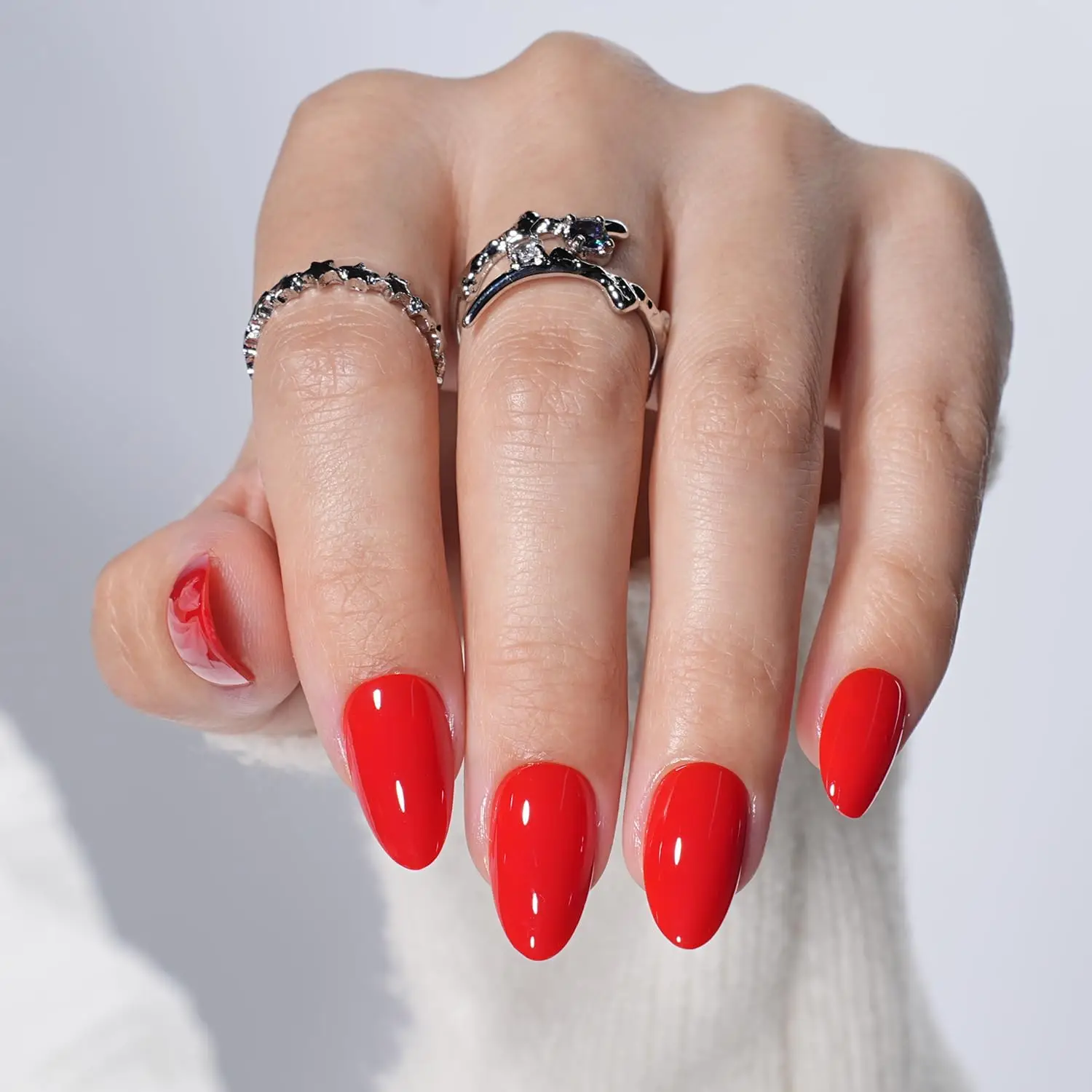 Red Press on Nails Glossy Short Almond Fake Nails Reusable with Glue for Women 32 Pcs
Red Press on Nails Glossy Short Almond Fake Nails Reusable with Glue for Women 32 Pcs