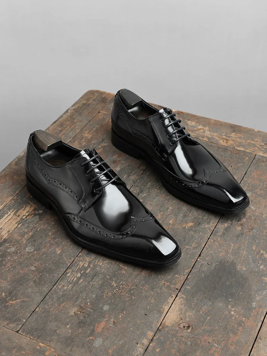 Spring and Autumn New Men's Formal Shoes Leather Small Square Toe Groom's Wedding Derby Shoes 
Spring and Autumn New Men's Formal Shoes Leather Small Square Toe Groom's Wedding Derby Shoes