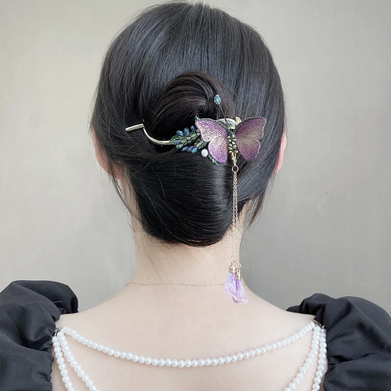 Butterfly Hair Clip Tassel Style Lightweight Premium Metal Barrette for Women Teen Girls Daily Party Wedding Hair
Butterfly Hair Clip Tassel Style Lightweight Premium Metal Barrette for Women Teen Girls Daily Party Wedding Hair