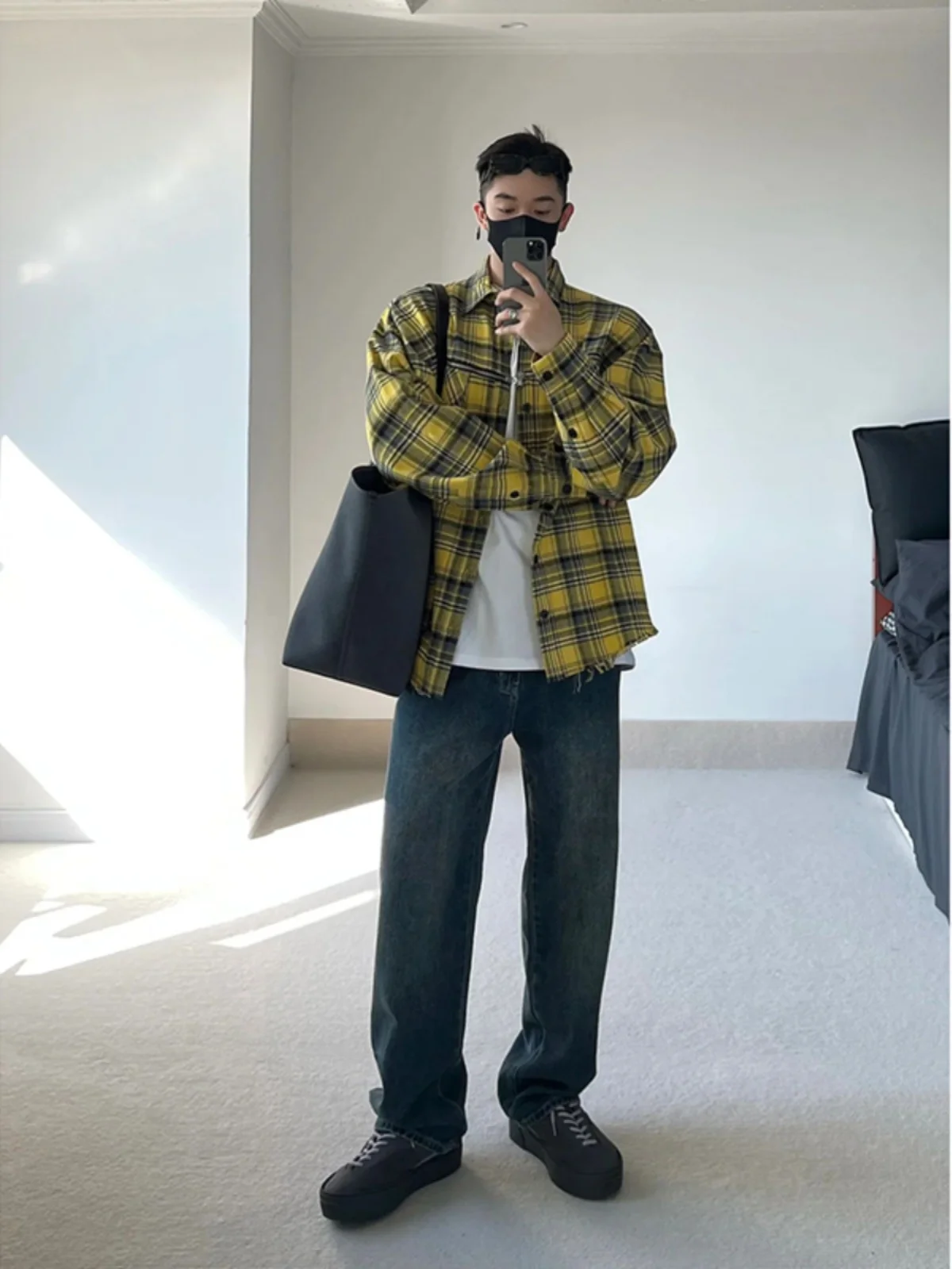 Blue Men's Micro Flare Jeans American High Street Vibe Straight Leg Long Pants Autumn Wear Tall Men's Loose Fit Jeans
Blue Men's Micro Flare Jeans American High Street Vibe Straight Leg Long Pants Autumn Wear Tall Men's Loose Fit Jeans