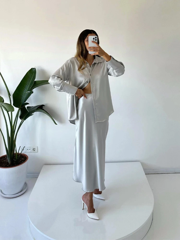 Luxury Satin Skirt Set for Women Elegant Fashion Long Sleeved Blouse Shirt Skirt High Waist Two Piece Sets Womens A-line Skirt
Luxury Satin Skirt Set for Women Elegant Fashion Long Sleeved Blouse Shirt Skirt High Waist Two Piece Sets Womens A-line Skirt