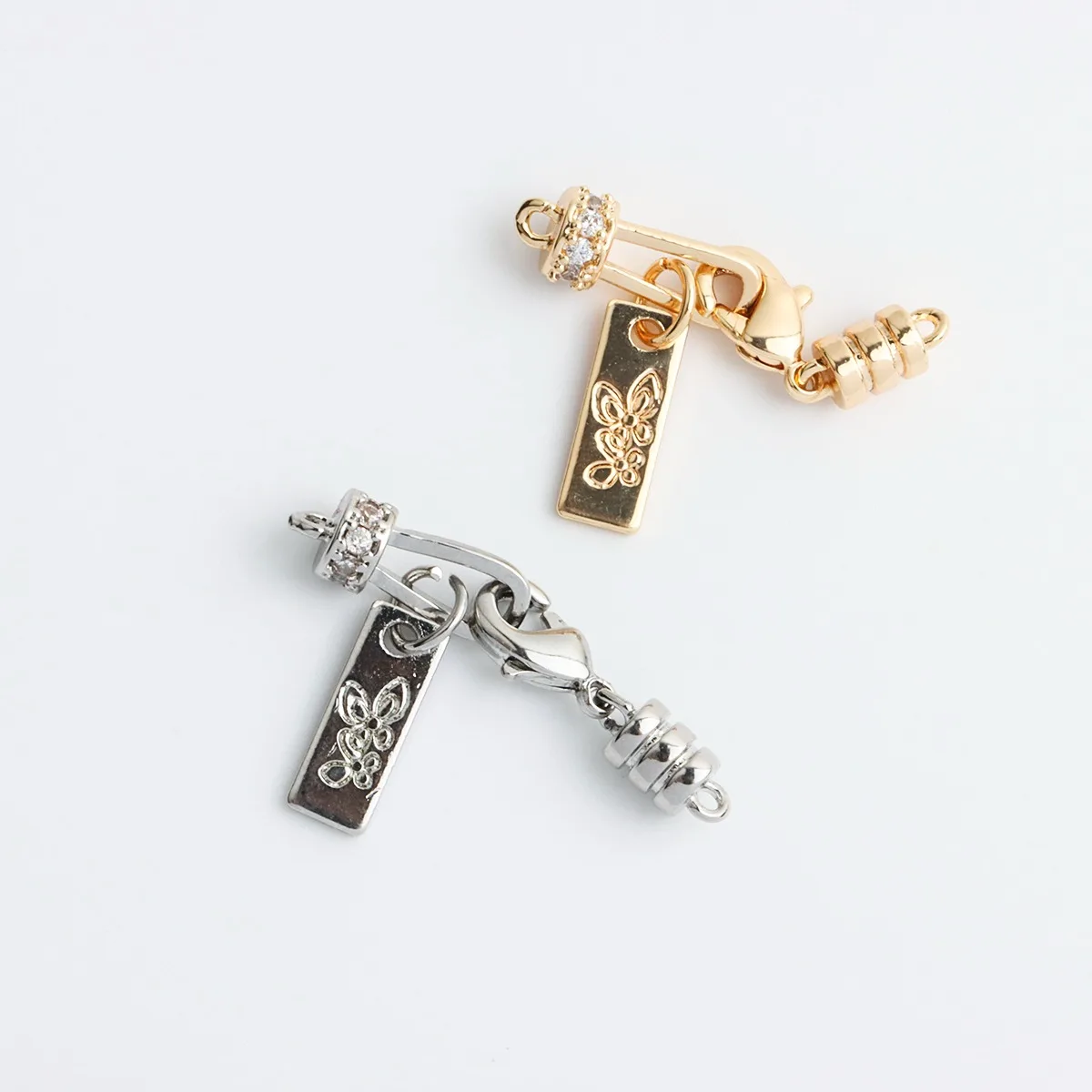 18K Real Gold Plated with Zircon Hook Buckle Connecting Buckle DIY Bracelet Necklace Ending Buckle, Accessory Material
18K Real Gold Plated with Zircon Hook Buckle Connecting Buckle DIY Bracelet Necklace Ending Buckle, Accessory Material