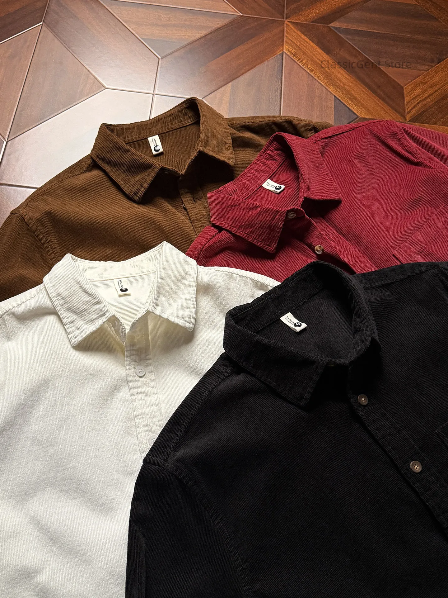 New soft waxy fabric retro tone lapel pure cotton long-sleeved shirt, retro tooling style shirt
New soft waxy fabric retro tone lapel pure cotton long-sleeved shirt, retro tooling style shirt
