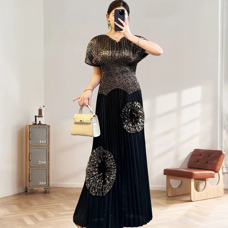 2025 Summer Casual Suit Women's Two Piece Miyake Pleated Half-body Skirt Stamping Top Fashion Premium Sense Commuter Wear
2025 Summer Casual Suit Women's Two Piece Miyake Pleated Half-body Skirt Stamping Top Fashion Premium Sense Commuter Wear
