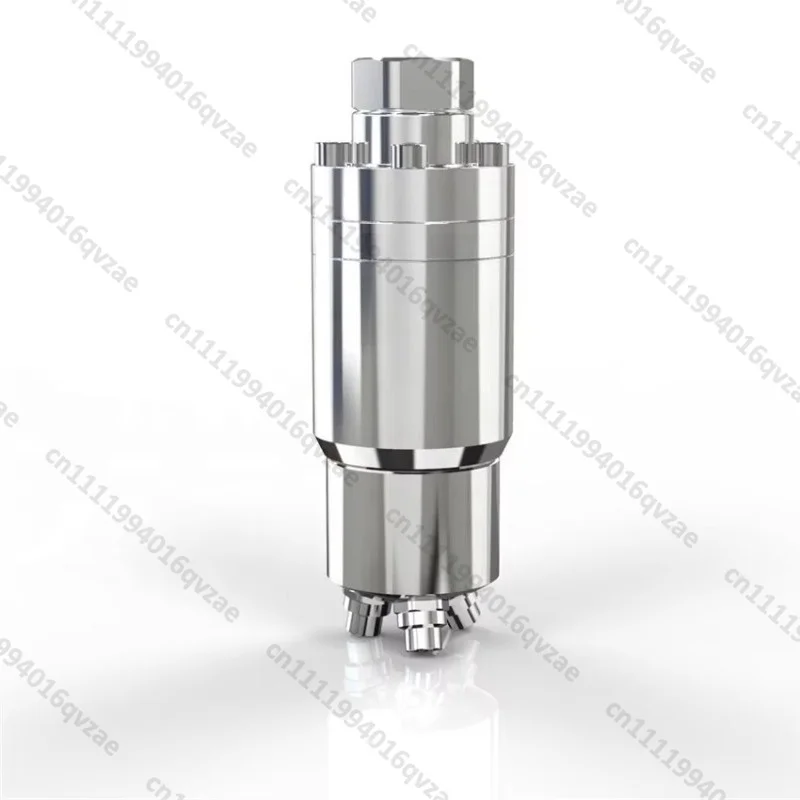 Self-rotating Cleaning Head for Cleaning Trash Cans and Car Wash Nozzles
Self-rotating Cleaning Head for Cleaning Trash Cans and Car Wash Nozzles