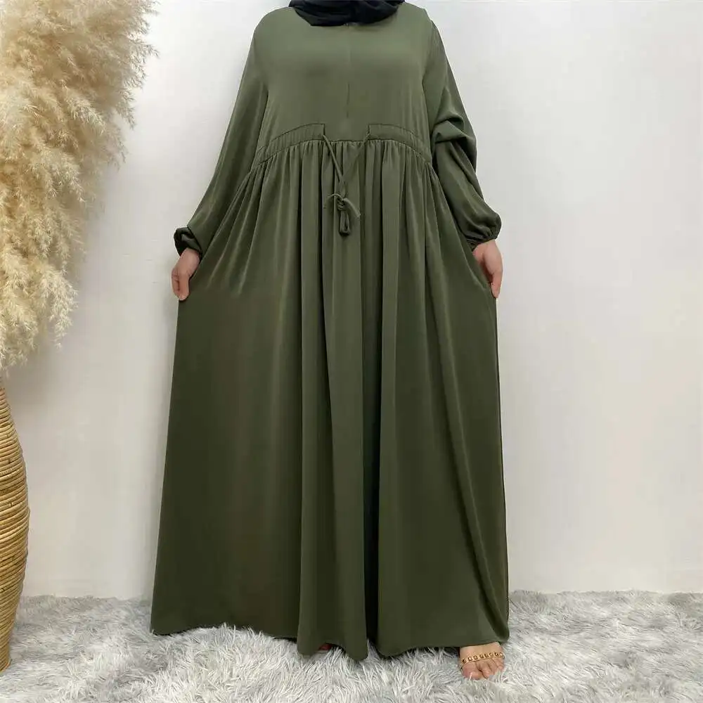 Muslim Minimalist Design with Solid Elastic Sleeves and Front Zipper for Elegant and Versatile Swing Dress 6692 Islam Elegant
Muslim Minimalist Design with Solid Elastic Sleeves and Front Zipper for Elegant and Versatile Swing Dress 6692 Islam Elegant