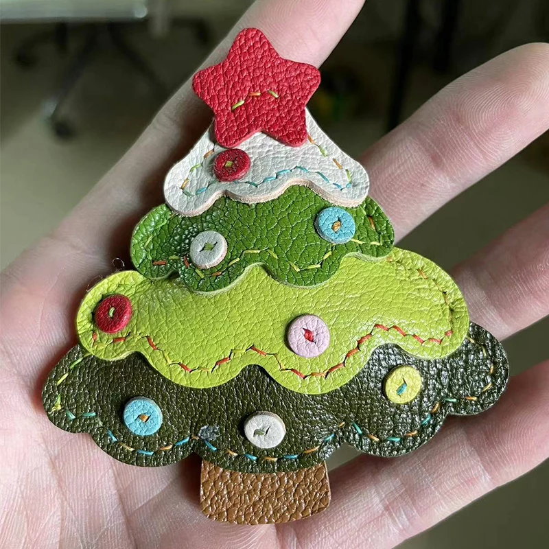 Handmade leather Bag charm Handmade leather green pine bag pendant key chain Christmas birthday gift
Handmade leather Bag charm Handmade leather green pine bag pendant key chain Christmas birthday gift