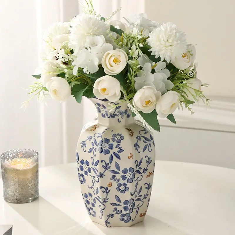 High-end Blue and White Porcelain Retro Entrance Ceramic Vase Home Living Room Flower Arrangement Decoration Ornaments
High-end Blue and White Porcelain Retro Entrance Ceramic Vase Home Living Room Flower Arrangement Decoration Ornaments