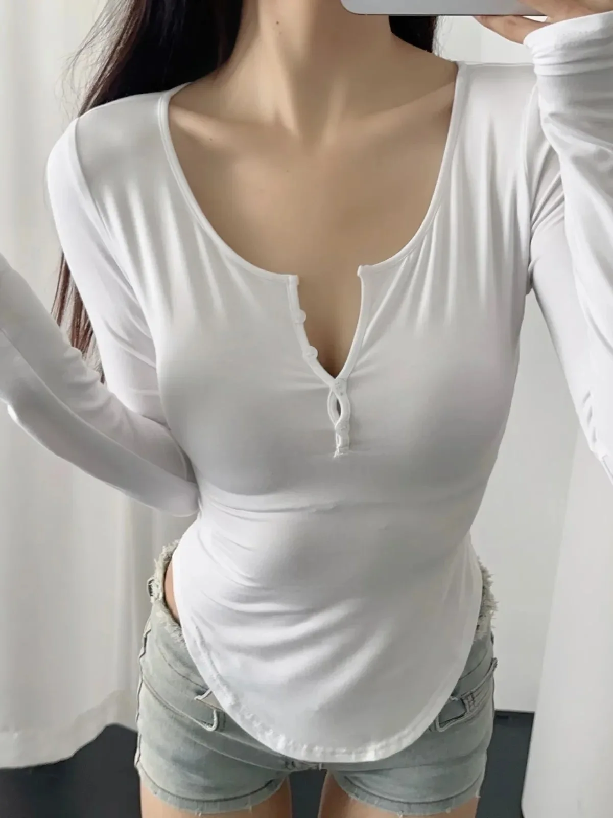 Autumn/winter New Square Neck Single Breasted Long Sleeve Pullover Women Curved Cinching Waist Solid Slim Casual Top D718
Autumn/winter New Square Neck Single Breasted Long Sleeve Pullover Women Curved Cinching Waist Solid Slim Casual Top D718