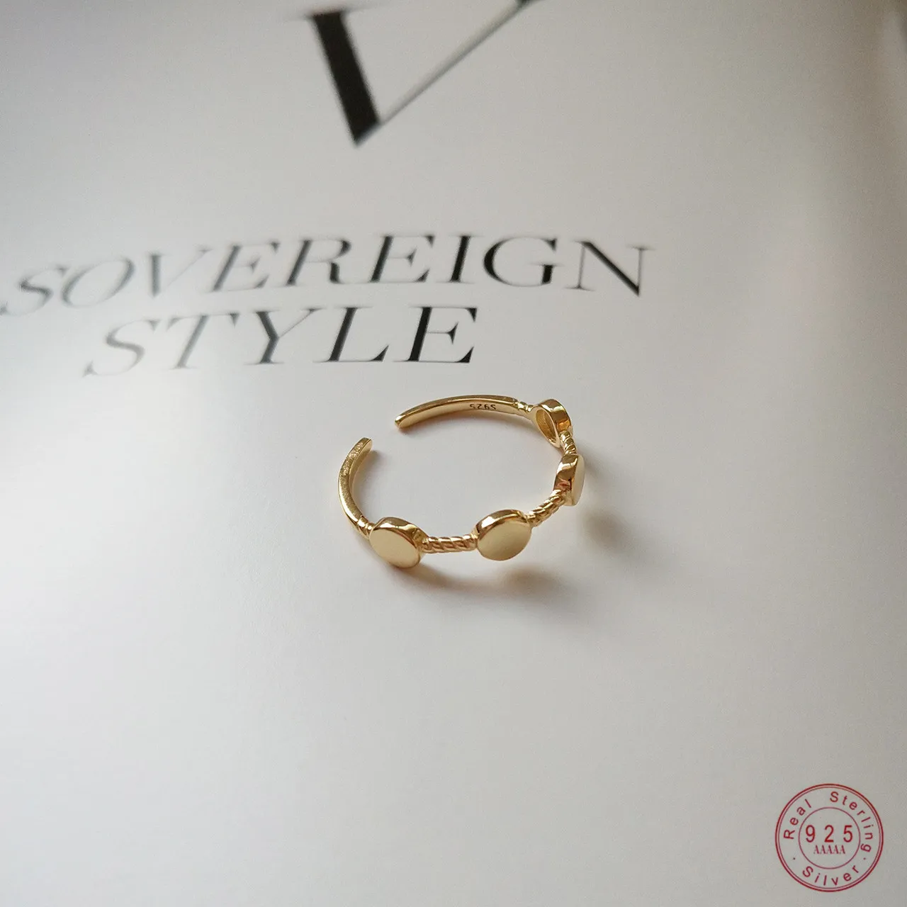 925 Sterling Silver Korean Geometric Disc Open Gold Ring For Women Fashion Temperament Jewelry
925 Sterling Silver Korean Geometric Disc Open Gold Ring For Women Fashion Temperament Jewelry