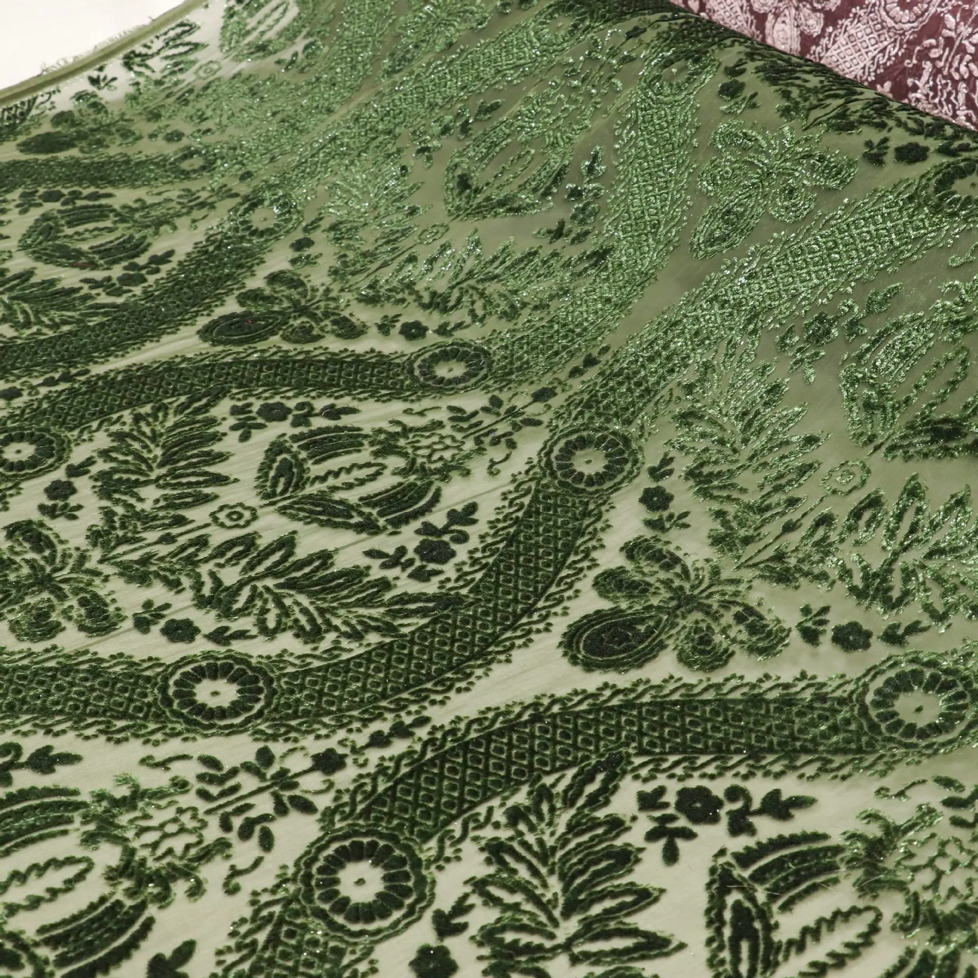 7127 Woven Brocade Sticky Velvet Nylon Polyester Semi-Bright Silk Burnt out Fabric Nightdress Cheongsam and Dress
7127 Woven Brocade Sticky Velvet Nylon Polyester Semi-Bright Silk Burnt out Fabric Nightdress Cheongsam and Dress