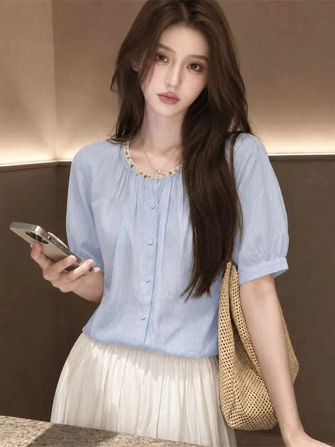 Elegant Single-Button round Neck Fashionable Shirt Korean Style Commute Wind Straight Tube Short Sleeve Women's Top
Elegant Single-Button round Neck Fashionable Shirt Korean Style Commute Wind Straight Tube Short Sleeve Women's Top