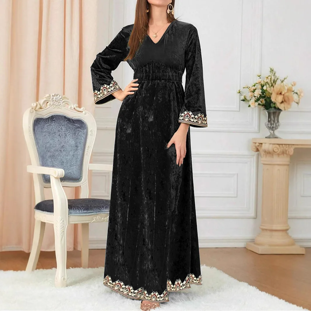 SuperAen модное осенне-зимнее новое платье бархатное модное элегантное пуловер с v-образным вырезом длинные платья трапециевидной формы
SuperAen модное осенне-зимнее новое платье бархатное модное элегантное пуловер с v-образным вырезом длинные платья трапециевидной формы