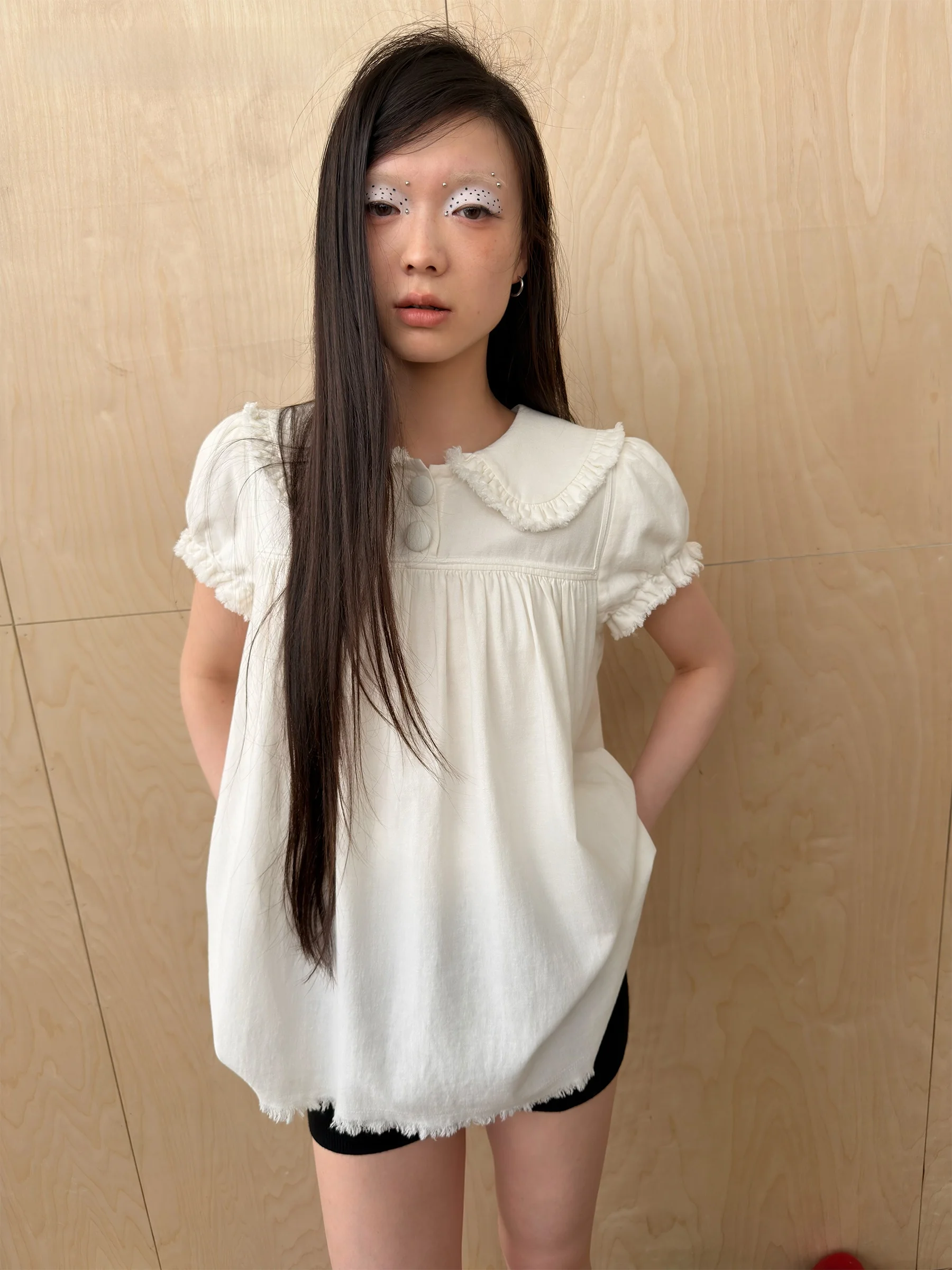 VERMO Vintage Playful Pleated Hierarchical Doll Collar Loose Frayed Washed Top Women's Casual Style Bubble Sleeve Short Sleev...
VERMO Vintage Playful Pleated Hierarchical Doll Collar Loose Frayed Washed Top Women's Casual Style Bubble Sleeve Short Sleev...
