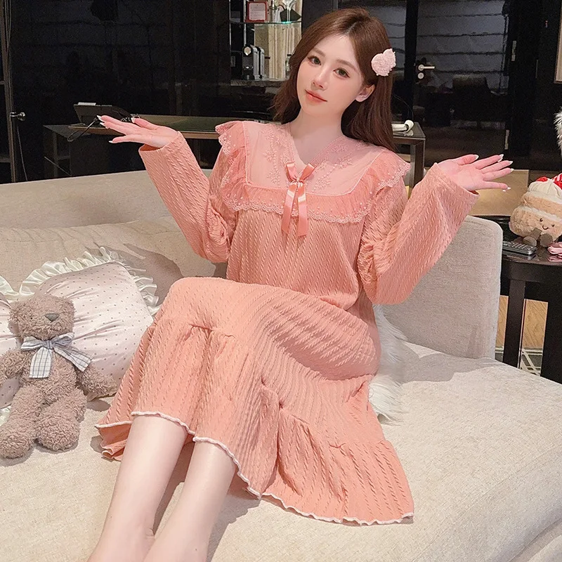 5XL Plus Size Princess Style Nightdress Women Autumn Spring Soft Cotton Sleepwear Korean Lace Patchwork Pajamas Dress Loungewear
5XL Plus Size Princess Style Nightdress Women Autumn Spring Soft Cotton Sleepwear Korean Lace Patchwork Pajamas Dress Loungewear