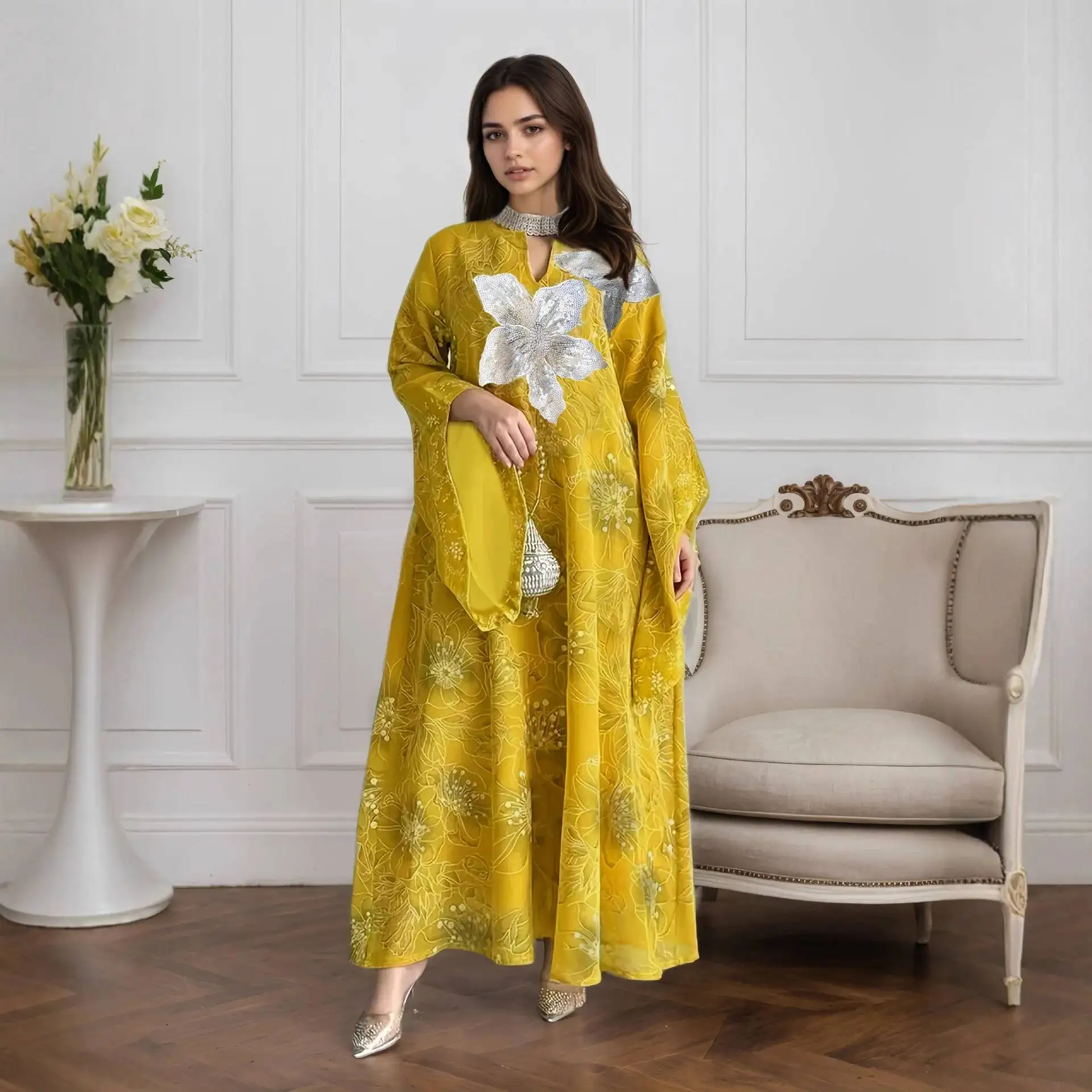 Heavy Craft Muslim Floral Robe Turkey Dubai Abaya Elegant Batwing Sleeve 2026 Autumn Dress Robe Vestido Women Party
Heavy Craft Muslim Floral Robe Turkey Dubai Abaya Elegant Batwing Sleeve 2026 Autumn Dress Robe Vestido Women Party