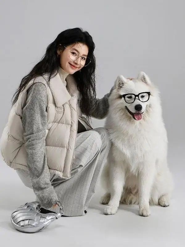 Женский хлопковый жилет с подкладкой, свободный крой, осенне-зимний хлопковый жилет с застежкой-молнией для похудения
Женский хлопковый жилет с подкладкой, свободный крой, осенне-зимний хлопковый жилет с застежкой-молнией для похудения