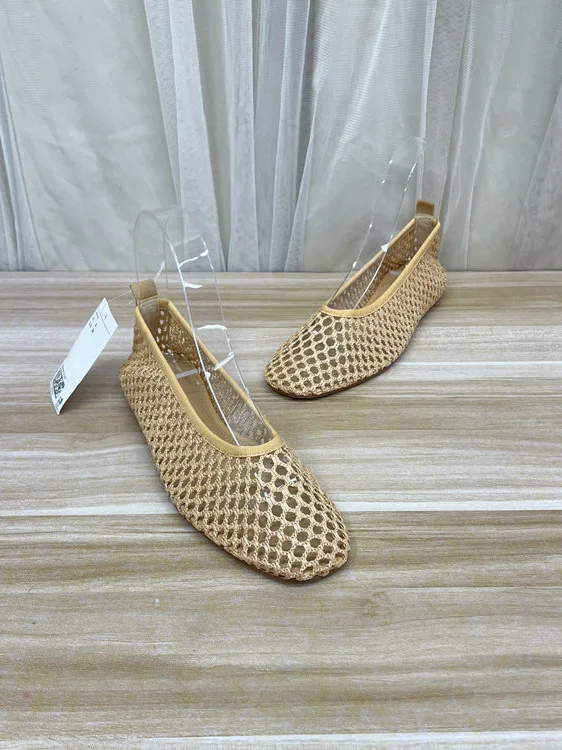 Casual Breathable Hollow out Flat Bottom Single Shoes Simple Design Slip-On Loafers Comfortable Fashionable round Toe Flats
Casual Breathable Hollow out Flat Bottom Single Shoes Simple Design Slip-On Loafers Comfortable Fashionable round Toe Flats