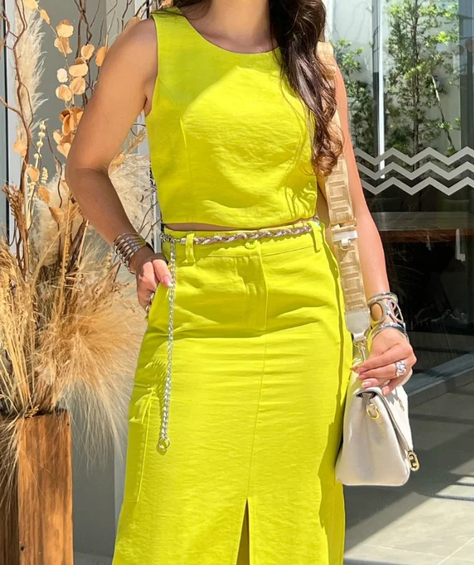 Womans Casual Round Neck Sleeveless Top Slit Skirt Set Female Clothing 2025 New Summer Women's Fashion Skirts Sets Two Piece
Womans Casual Round Neck Sleeveless Top Slit Skirt Set Female Clothing 2025 New Summer Women's Fashion Skirts Sets Two Piece