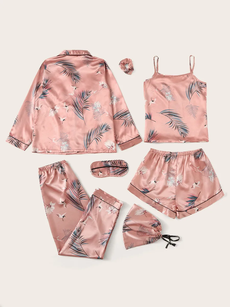 7pcs Crane Tropical Print Satin Pajama Set Women Cozy Elegant Sleepwear
7pcs Crane Tropical Print Satin Pajama Set Women Cozy Elegant Sleepwear