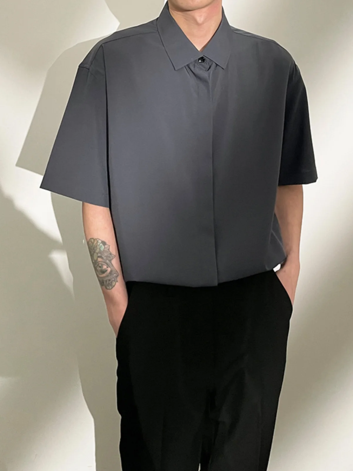 Premium Feel Ice Silk Grey Casual Loose Fit Men's Shirt Summer Season Half Sleeve Smooth Material No Ironing Required
Premium Feel Ice Silk Grey Casual Loose Fit Men's Shirt Summer Season Half Sleeve Smooth Material No Ironing Required