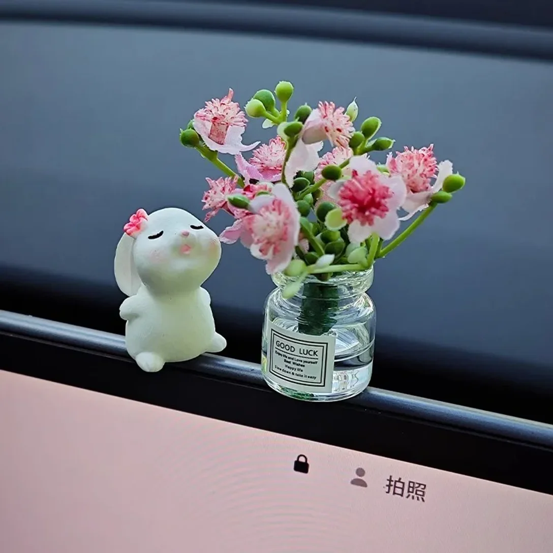 Car'S Mounted Bunny Smelling Floral Fragrance Healing Ornament Console Romantic Fantastic Auto Center Ornaments
Car'S Mounted Bunny Smelling Floral Fragrance Healing Ornament Console Romantic Fantastic Auto Center Ornaments