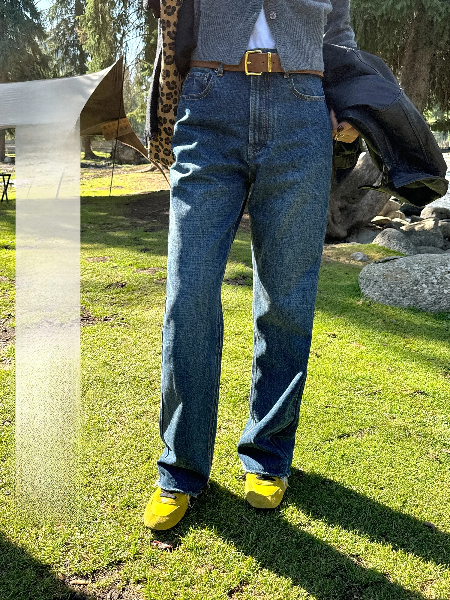 Облегающие повседневные прямые джинсы с высокой талией, женские свободные хлопковые джинсовые джинсы серии Miu, удобные, дышащие
Облегающие повседневные прямые джинсы с высокой талией, женские свободные хлопковые джинсовые джинсы серии Miu, удобные, дышащие