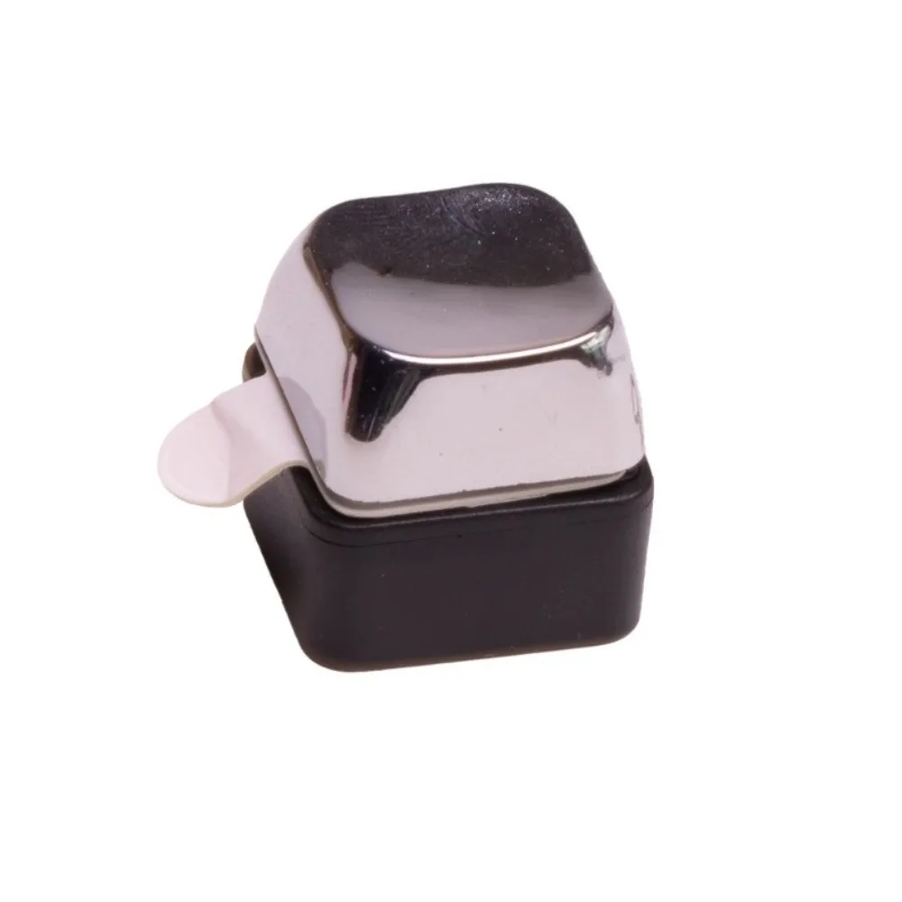 Электрический брелок-клавиатура с эффектом электрошока, уличный трюк, шокирующий брелок-поставленка, фиджет-брелок, новинка, кликер
Электрический брелок-клавиатура с эффектом электрошока, уличный трюк, шокирующий брелок-поставленка, фиджет-брелок, новинка, кликер