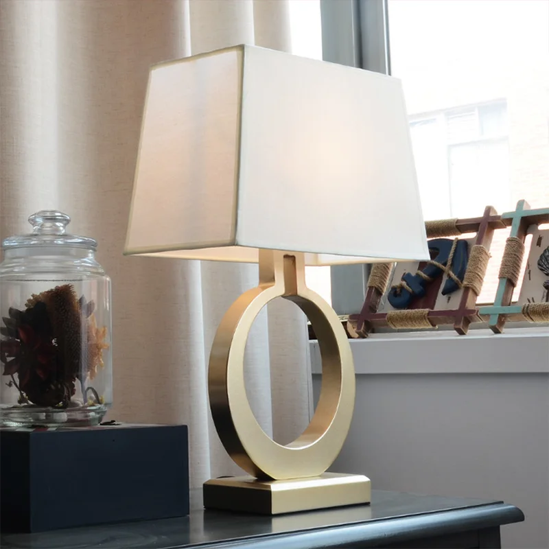 Modern Luxury LED Table Lamp Villa Golden Dining Room Office Hotel Study Decoration Desk Light Retro Bedroom Bedside Lights
Modern Luxury LED Table Lamp Villa Golden Dining Room Office Hotel Study Decoration Desk Light Retro Bedroom Bedside Lights