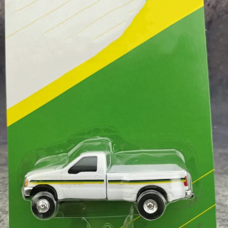 Simulated Alloy Pickup Truck Model, A Static Collection Ornament, A Brand-new Simulated Car Model with Packaging
Simulated Alloy Pickup Truck Model, A Static Collection Ornament, A Brand-new Simulated Car Model with Packaging