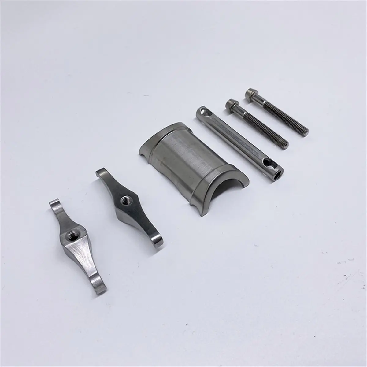 (ABHW) Titanium Alloy 3AL2.5V 31.8mm CNC Seatpost for Brompton Folding Bike 520mm Bike Accessories Riding Lightweight Seatpost
(ABHW) Titanium Alloy 3AL2.5V 31.8mm CNC Seatpost for Brompton Folding Bike 520mm Bike Accessories Riding Lightweight Seatpost