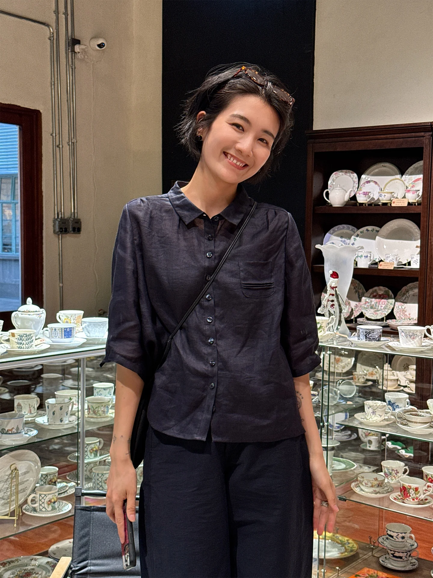 Женская блузка Langqing из синего конопляного хлопка, весна 2026, новая коллекция, с коротким рукавом, очень красивая, уникальная, очаровательная, с маленьким воротником
Женская блузка Langqing из синего конопляного хлопка, весна 2026, новая коллекция, с коротким рукавом, очень красивая, уникальная, очаровательная, с маленьким воротником