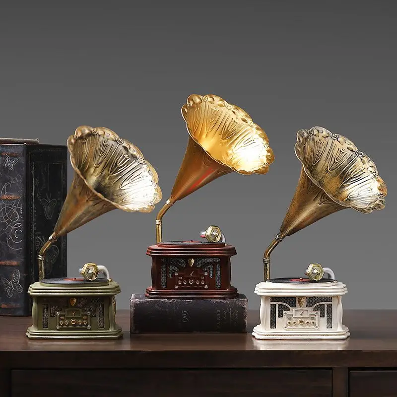 Antique Classical Retro Horn Gramophone Simulation Nordic Sculpture Art Craft Table Decoration Gramophone Home Decoration Gift
Antique Classical Retro Horn Gramophone Simulation Nordic Sculpture Art Craft Table Decoration Gramophone Home Decoration Gift
