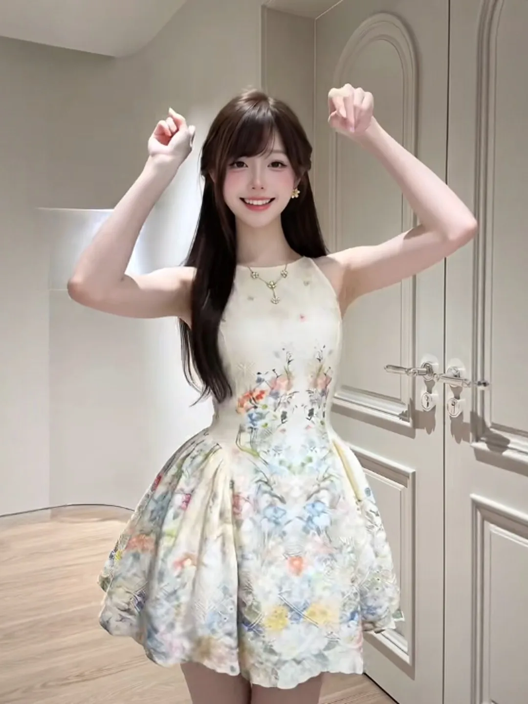 Sweet Floral Print Puffy Short Skirt Dress Waist Cinched Summer New Style French Style Cotton Casual Elegant City Walk Dress
Sweet Floral Print Puffy Short Skirt Dress Waist Cinched Summer New Style French Style Cotton Casual Elegant City Walk Dress