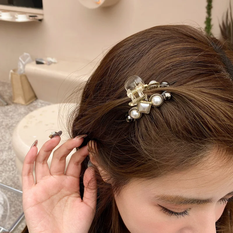Heart Shaped Pearl Small Hair Claw Women Girls Sweet Cute Hair Grab Clip Sweet Elegant Broken Hairpins Hair Styling Accessories
Heart Shaped Pearl Small Hair Claw Women Girls Sweet Cute Hair Grab Clip Sweet Elegant Broken Hairpins Hair Styling Accessories