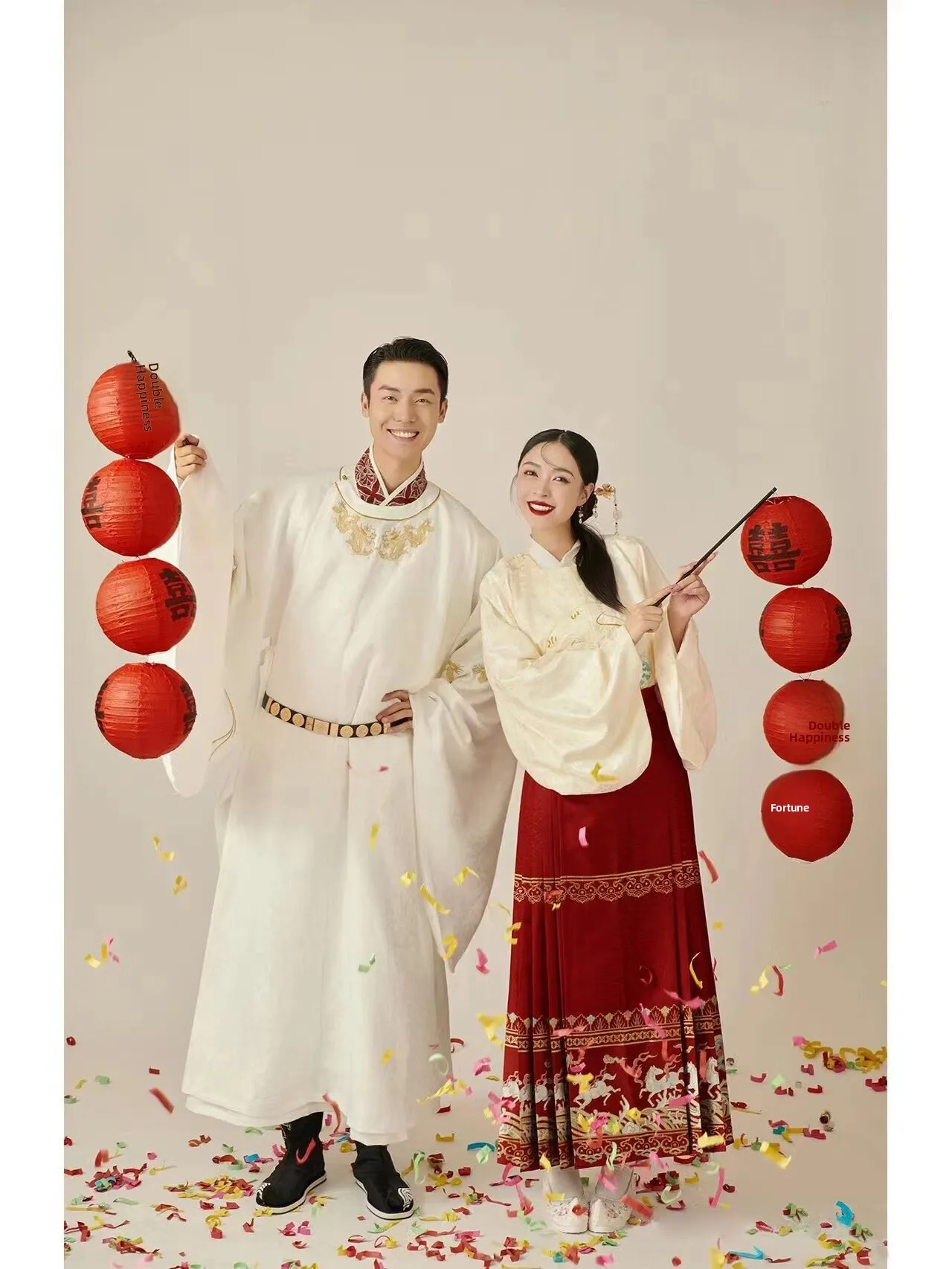 New Vintage Chinese Wedding Dress Theme Studio Photography Costume Traditional Atmosphere Hanfu Ma Qun New Chinese Style
New Vintage Chinese Wedding Dress Theme Studio Photography Costume Traditional Atmosphere Hanfu Ma Qun New Chinese Style