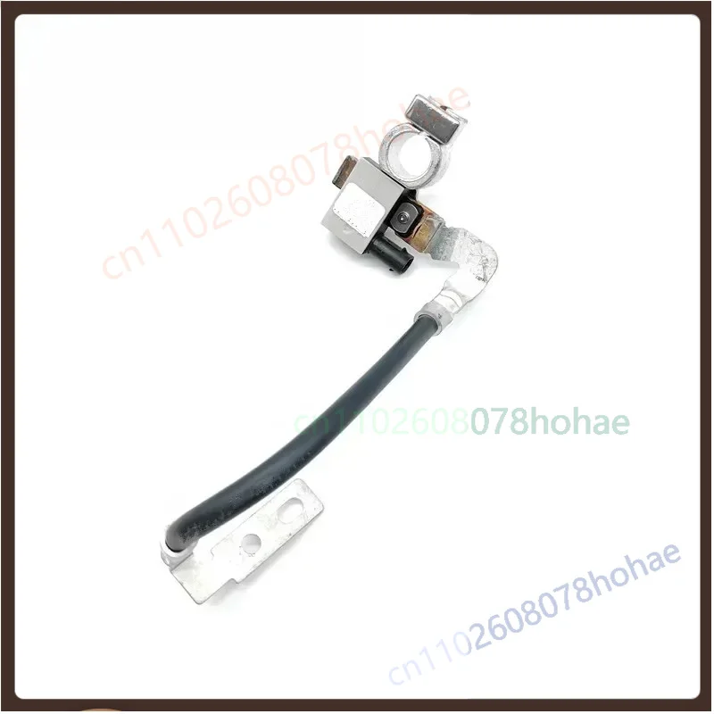 For 371802B010 37180-2B010 Battery Negative Sensor Cable Metal for Hyundai 2010 2011 2012 Santa Fe
For 371802B010 37180-2B010 Battery Negative Sensor Cable Metal for Hyundai 2010 2011 2012 Santa Fe