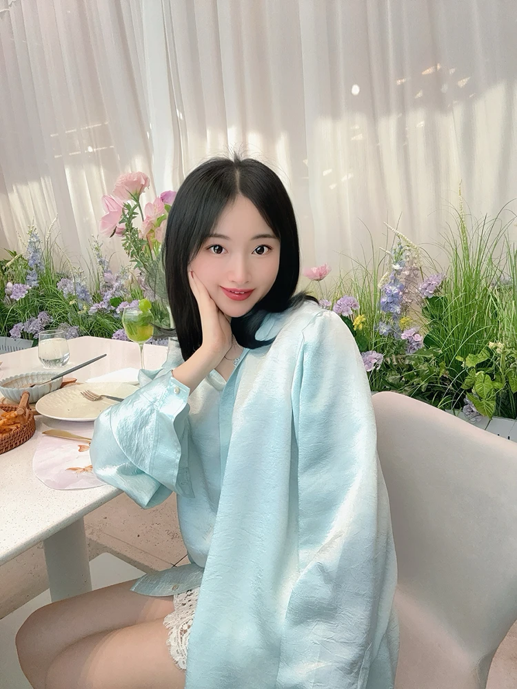 Loose Darling M Crack Acetate Mint Green Women's Shirt Summer Vacation Sun Protection Long Sleeve Bubble Sleeve Formal Collar
Loose Darling M Crack Acetate Mint Green Women's Shirt Summer Vacation Sun Protection Long Sleeve Bubble Sleeve Formal Collar