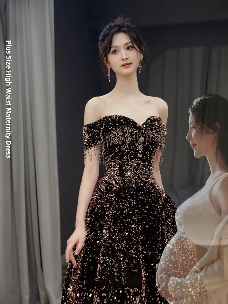 Черное вечернее платье с пайетками, большие размеры, на одно плечо, для свадьбы, для ведущей, для ежегодного собрания, для художественного конкурса, длинная юбка, элегантное.
Черное вечернее платье с пайетками, большие размеры, на одно плечо, для свадьбы, для ведущей, для ежегодного собрания, для художественного конкурса, длинная юбка, элегантное.