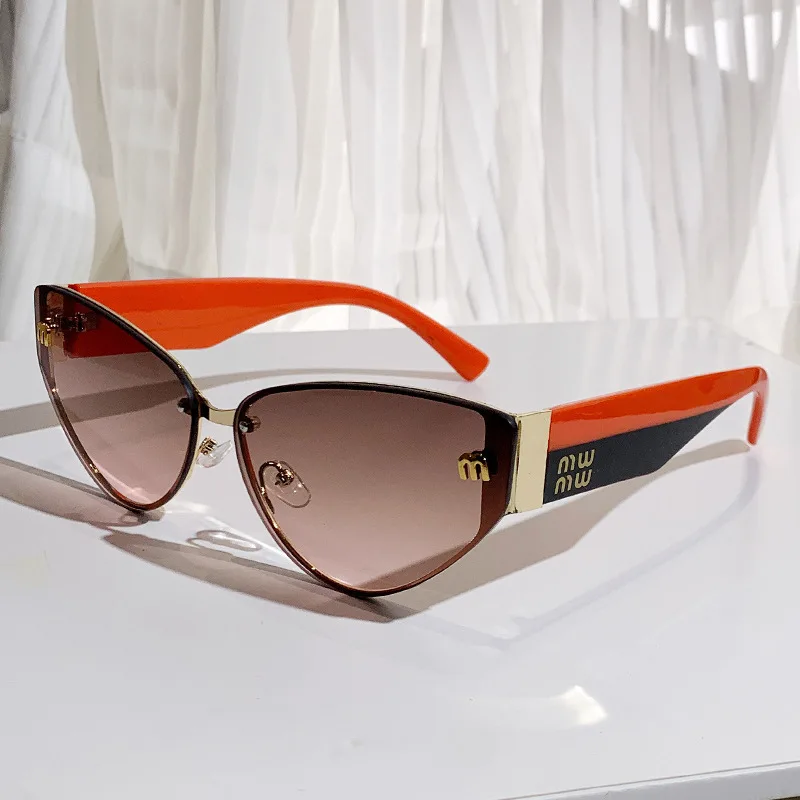 Retro Cat Eye Sunglasses Women Brand Sun Glasses Gradient Lens Simple Wide Leg Design Unisex Cateye Female Shades UV400
Retro Cat Eye Sunglasses Women Brand Sun Glasses Gradient Lens Simple Wide Leg Design Unisex Cateye Female Shades UV400