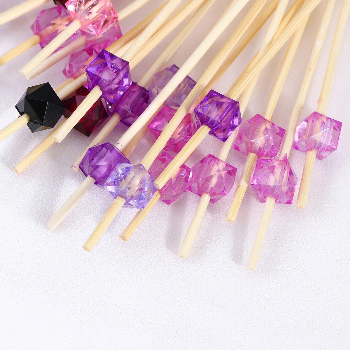 100pcs Bamboo Fruit Picks Disposable Food Sticks for Party Cocktail Drinks Snacks Decoration Eco-Friendly Non Toxic
100pcs Bamboo Fruit Picks Disposable Food Sticks for Party Cocktail Drinks Snacks Decoration Eco-Friendly Non Toxic