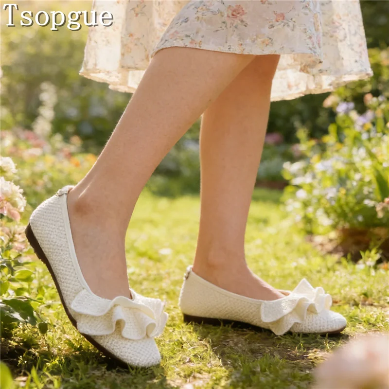 Cute Ruffle Decor Flat Sole Single Shoes Women's Soft Sole Woven Flats Breathable Knit Fabric Casual Walking Shoes
Cute Ruffle Decor Flat Sole Single Shoes Women's Soft Sole Woven Flats Breathable Knit Fabric Casual Walking Shoes