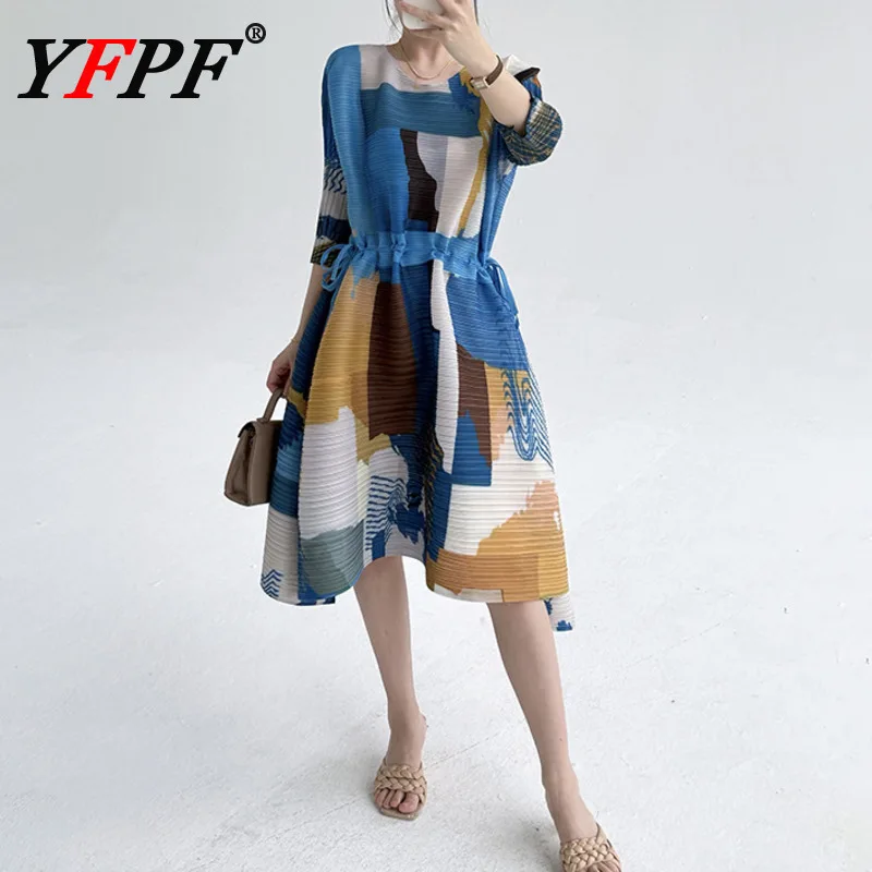 YFPF Miyake Pleated Women Dress Fashion Printing Contrast Color Drawstring Waist Loose Clothing 2025 Casual New Dresses 3A437
YFPF Miyake Pleated Women Dress Fashion Printing Contrast Color Drawstring Waist Loose Clothing 2025 Casual New Dresses 3A437