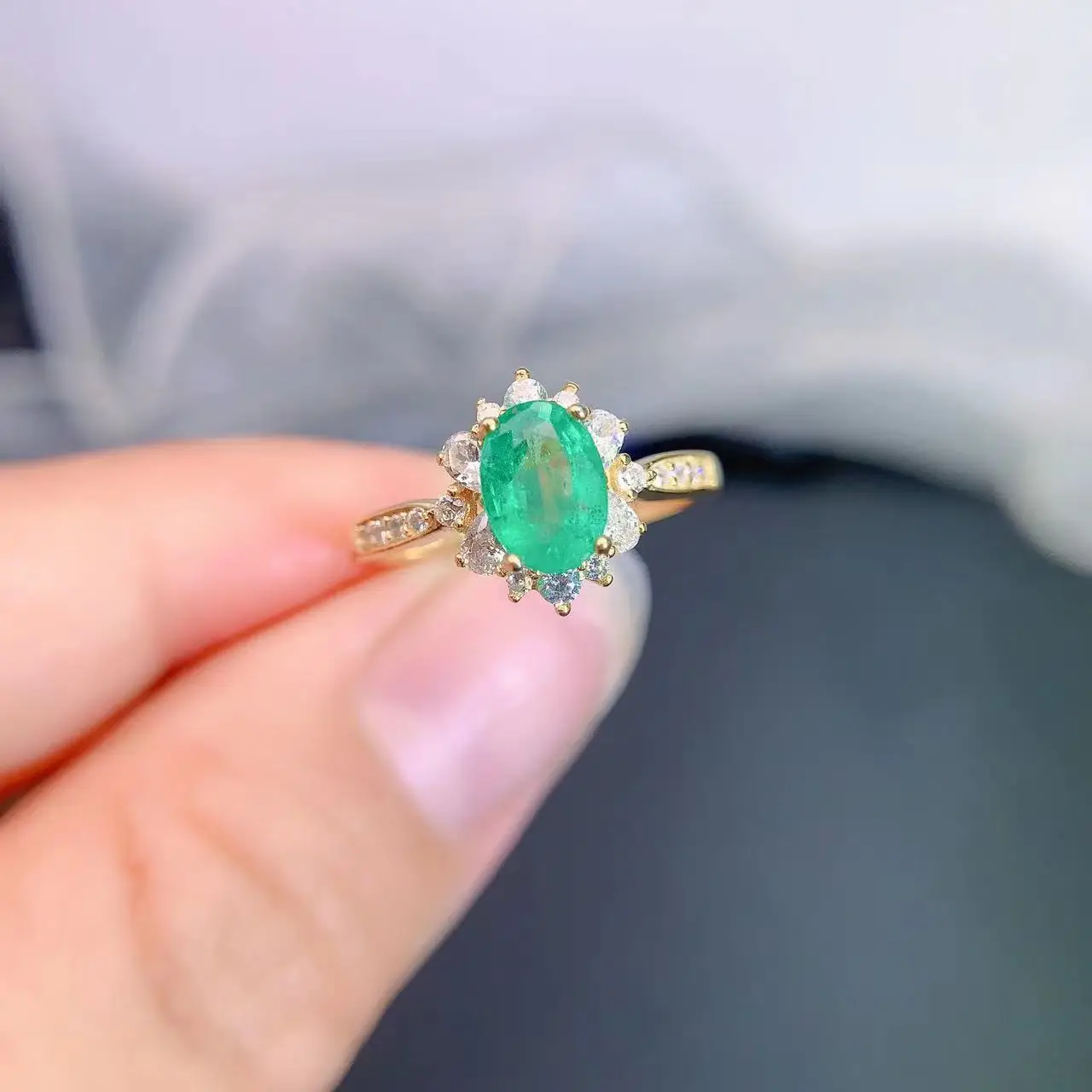 100% Natural Emerald Silver Gemstone Ring 5mm*7mm Silver Ring 925 Silver Woman for Gift 925 Sterling Silver Emerald Jewelry
100% Natural Emerald Silver Gemstone Ring 5mm*7mm Silver Ring 925 Silver Woman for Gift 925 Sterling Silver Emerald Jewelry
