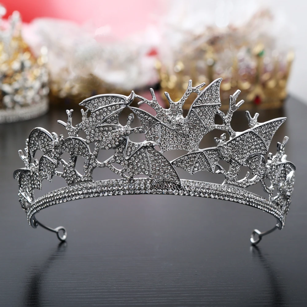 1pc Gothic Black Queen Crystal Bat Crowns Festival Tiaras Skeleton Rhinestone Diadem Halloween Carnival Party Hair Dress Jewelry
1pc Gothic Black Queen Crystal Bat Crowns Festival Tiaras Skeleton Rhinestone Diadem Halloween Carnival Party Hair Dress Jewelry