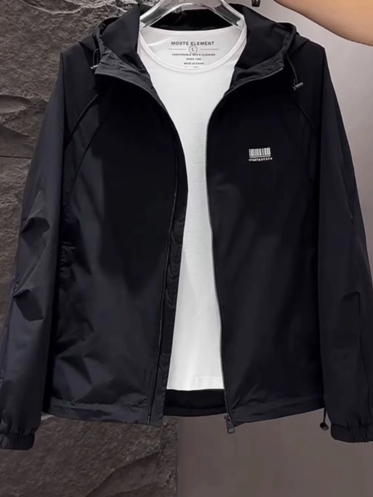 Men's Functional Workwear Jaet Autumn New Arrival Windproof Hooded Loose Fit Outerwear Polyester Fiber Pure Color Zipper Cl...
Men's Functional Workwear Jaet Autumn New Arrival Windproof Hooded Loose Fit Outerwear Polyester Fiber Pure Color Zipper Cl...